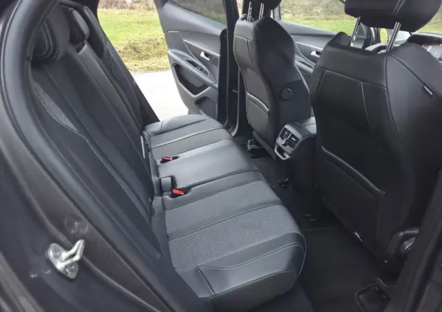 PEUGEOT 3008 1.5 BlueHDi Allure Pack S&S EAT8