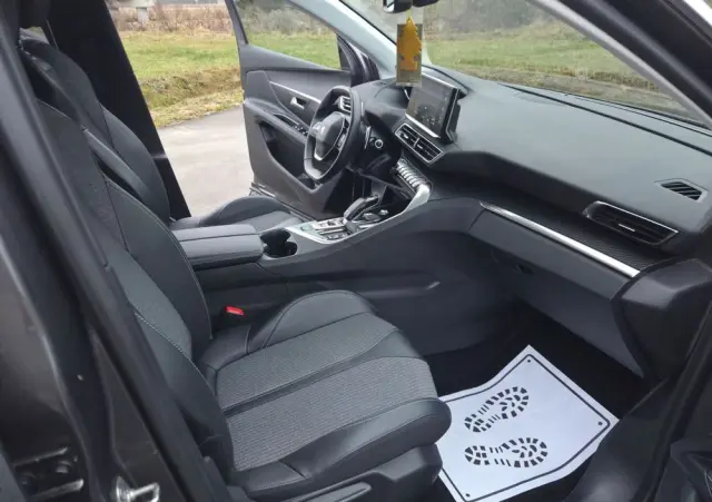 PEUGEOT 3008 1.5 BlueHDi Allure Pack S&S EAT8