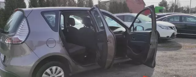 RENAULT Scenic 