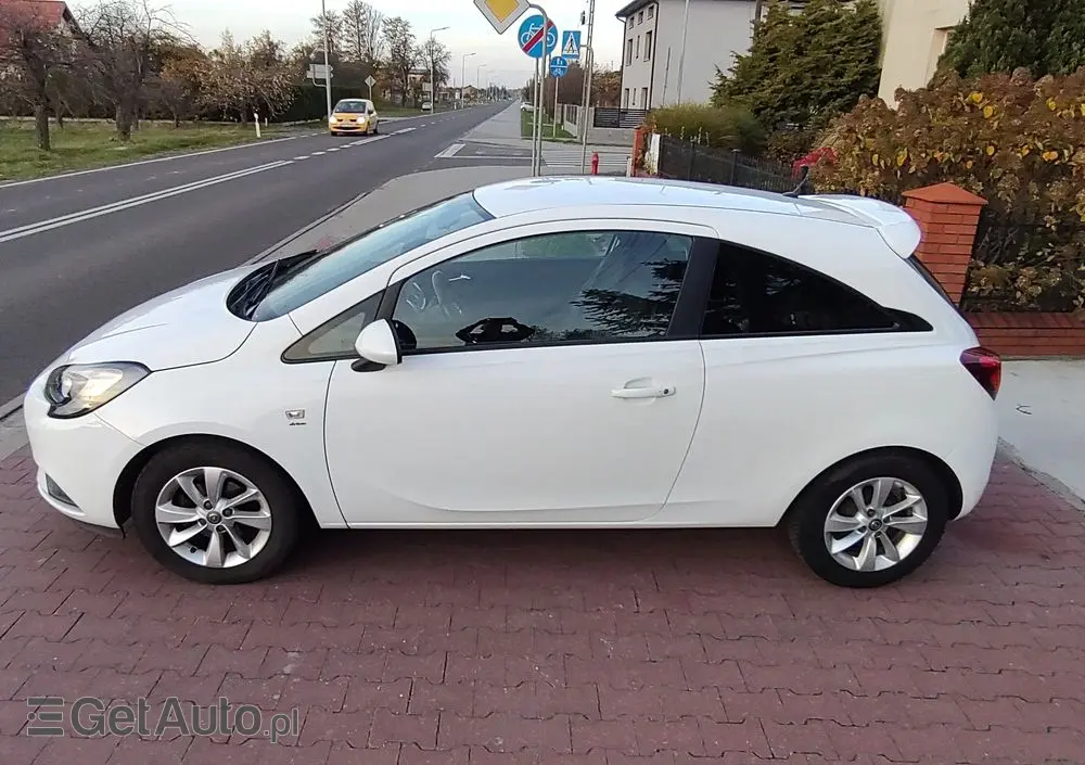 OPEL Corsa 1.2 drive