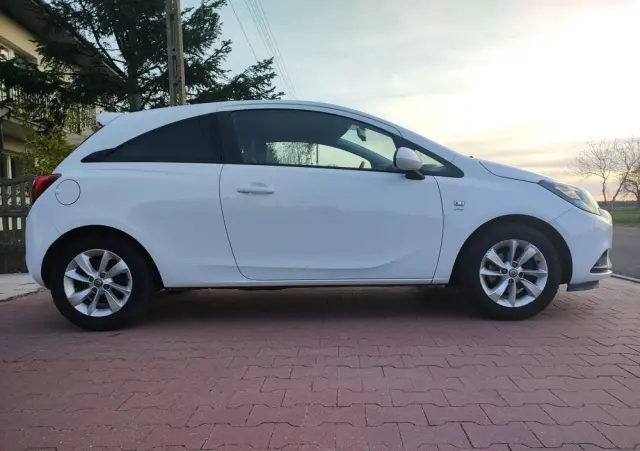 OPEL Corsa 1.2 drive