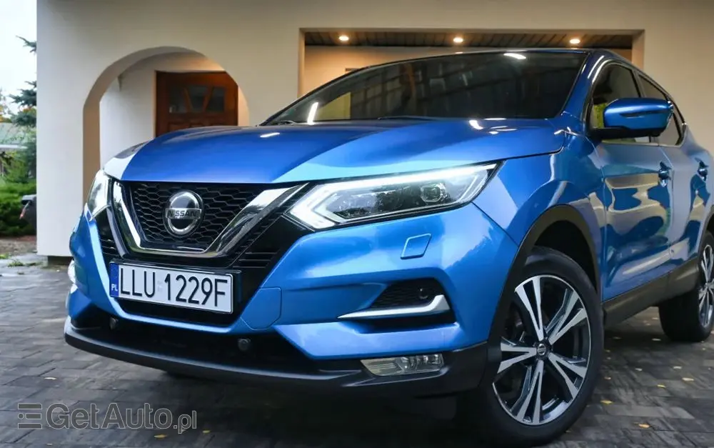 NISSAN Qashqai 1.3 DIG-T N-CONNECTA