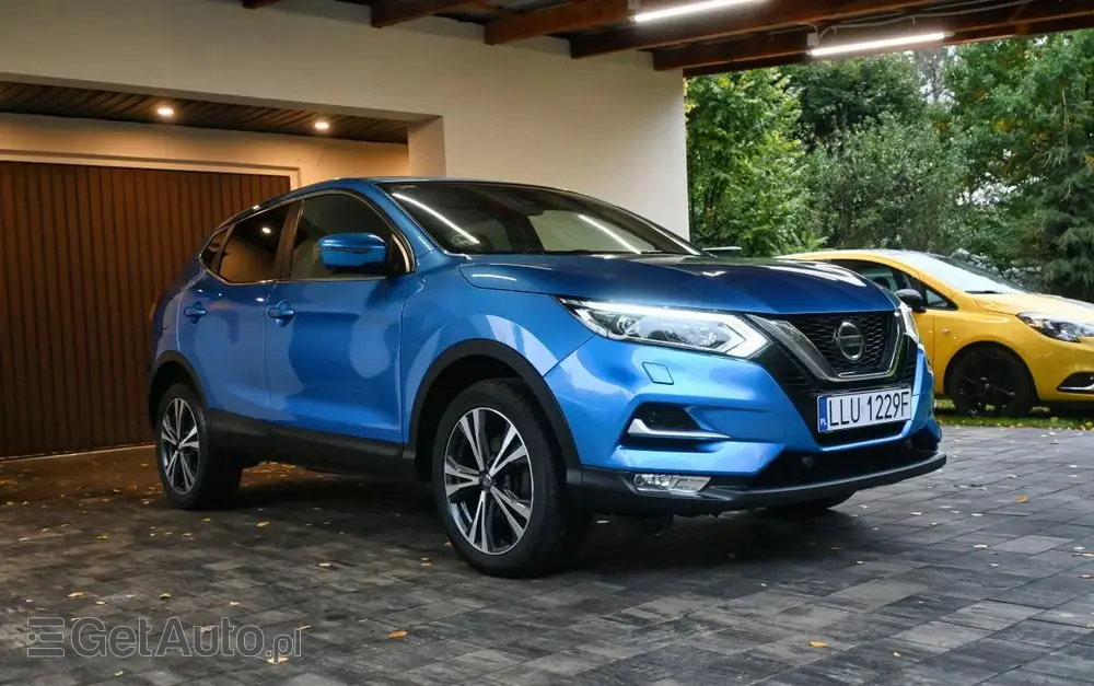 NISSAN Qashqai 1.3 DIG-T N-CONNECTA