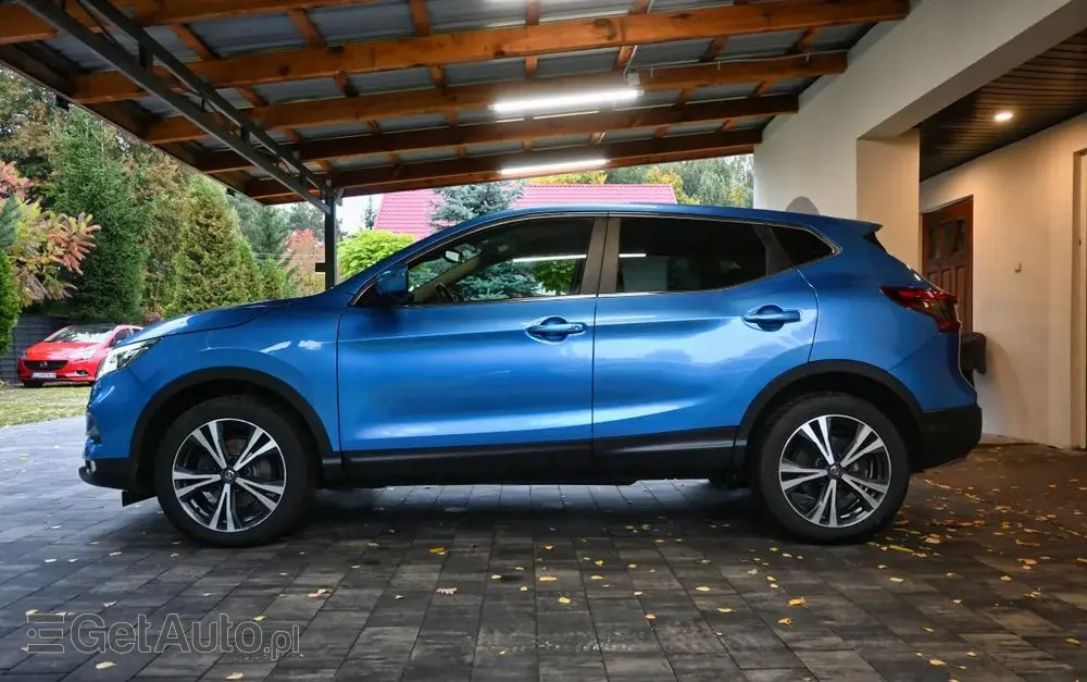 NISSAN Qashqai 1.3 DIG-T N-CONNECTA