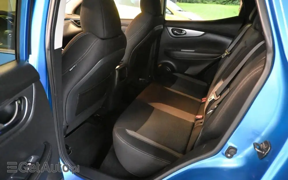 NISSAN Qashqai 1.3 DIG-T N-CONNECTA