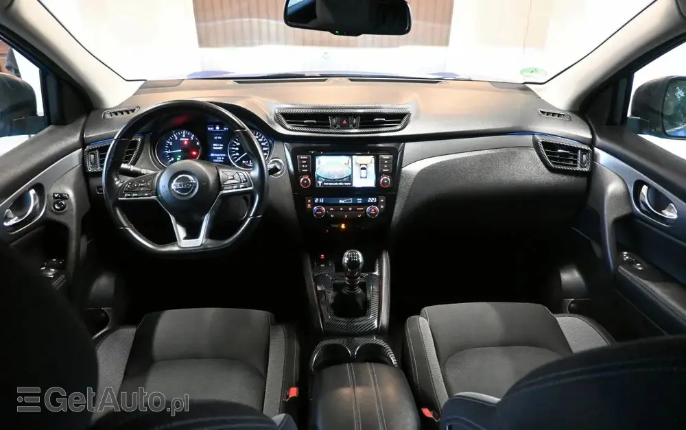 NISSAN Qashqai 1.3 DIG-T N-CONNECTA
