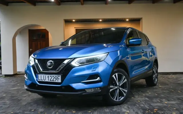 NISSAN Qashqai 1.3 DIG-T N-CONNECTA