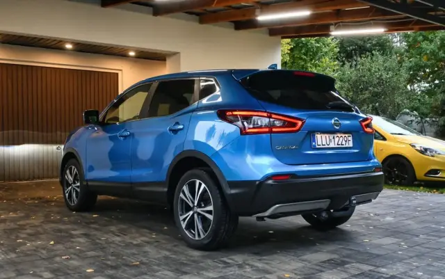 NISSAN Qashqai 1.3 DIG-T N-CONNECTA