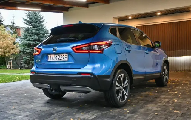 NISSAN Qashqai 1.3 DIG-T N-CONNECTA
