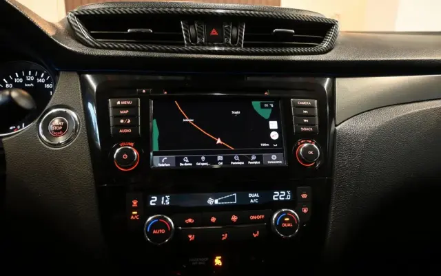 NISSAN Qashqai 1.3 DIG-T N-CONNECTA