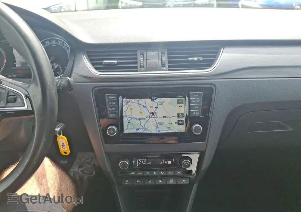 SKODA RAPID Spb 1.0 TSI Clever
