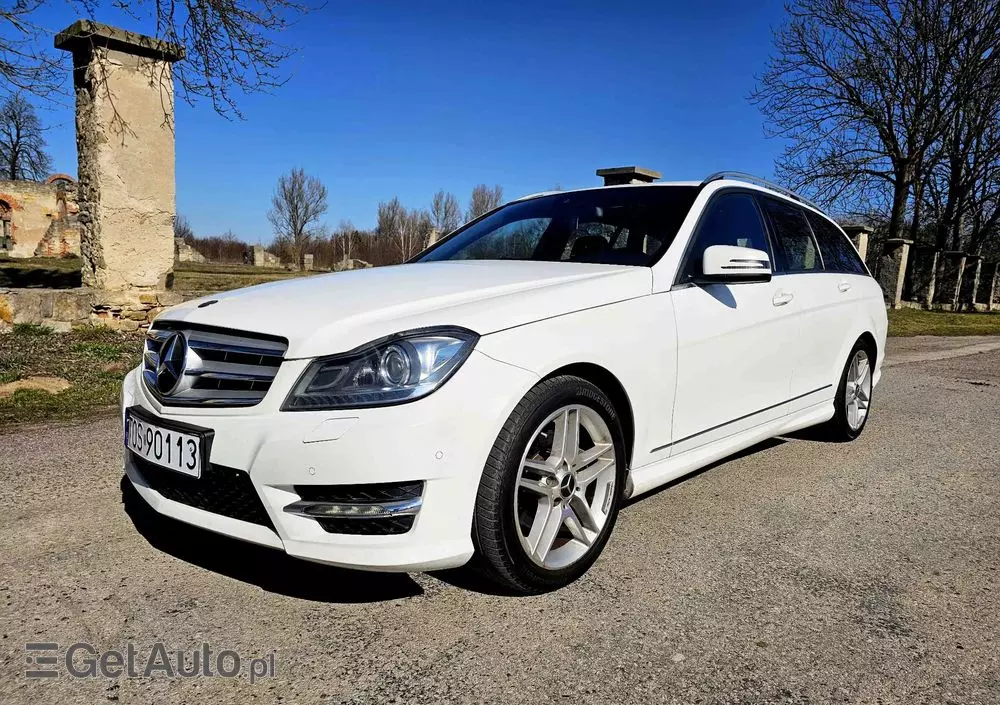 MERCEDES-BENZ Klasa C 180 T 7G-TRONIC AMG Line