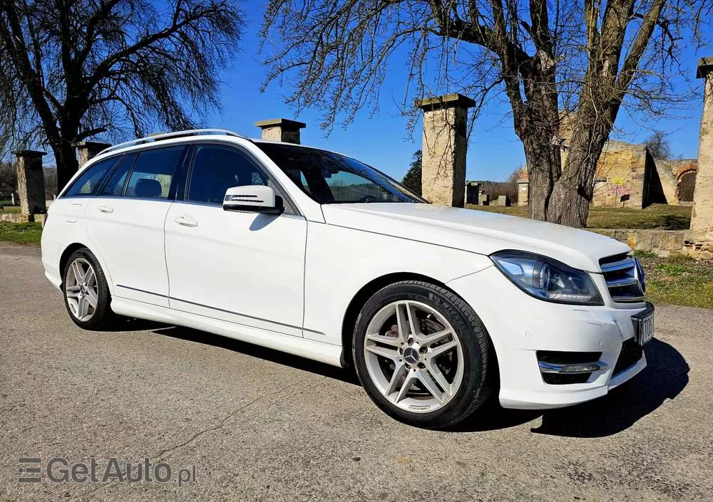 MERCEDES-BENZ Klasa C 180 T 7G-TRONIC AMG Line