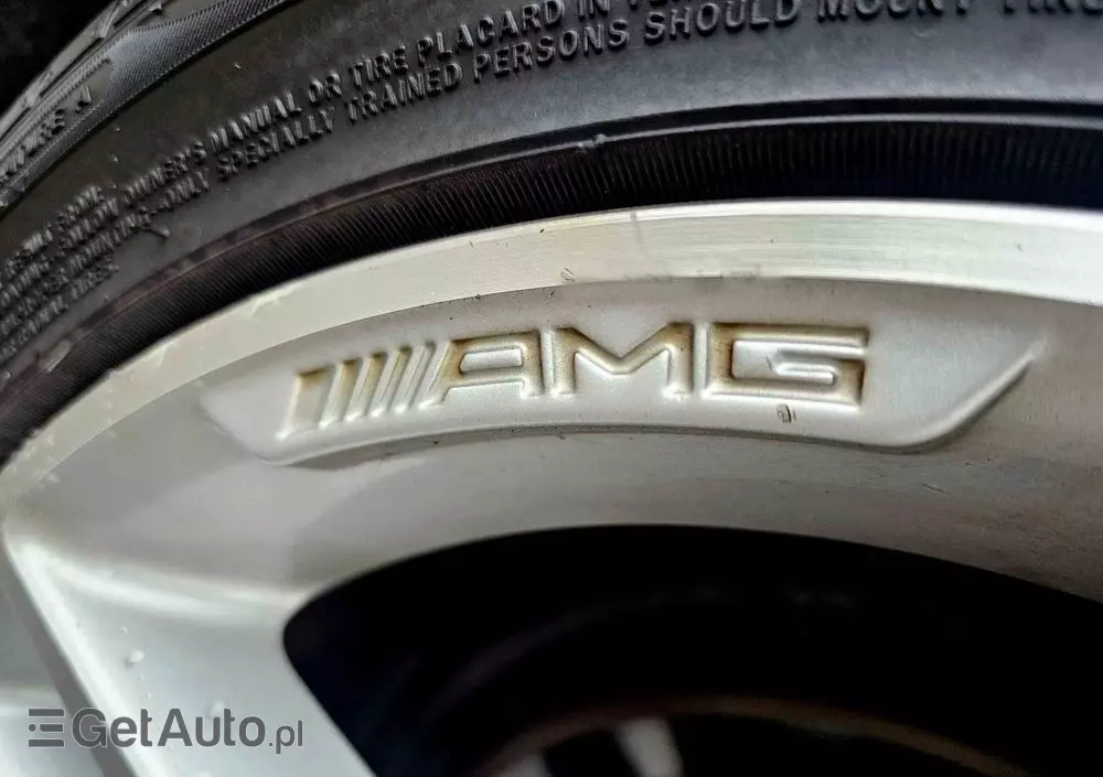 MERCEDES-BENZ Klasa C 180 T 7G-TRONIC AMG Line