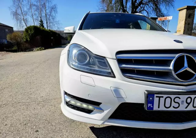 MERCEDES-BENZ Klasa C 180 T 7G-TRONIC AMG Line