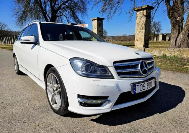 MERCEDES-BENZ Klasa C 180 T 7G-TRONIC AMG Line