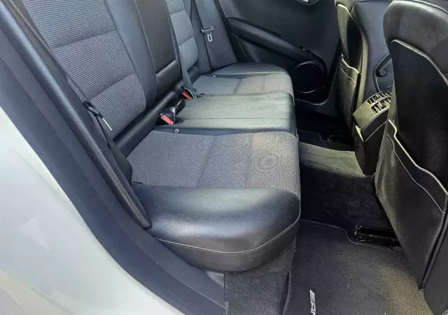 MERCEDES-BENZ Klasa C 180 T 7G-TRONIC AMG Line