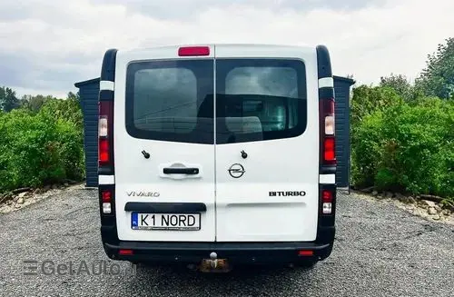 OPEL Vivaro 