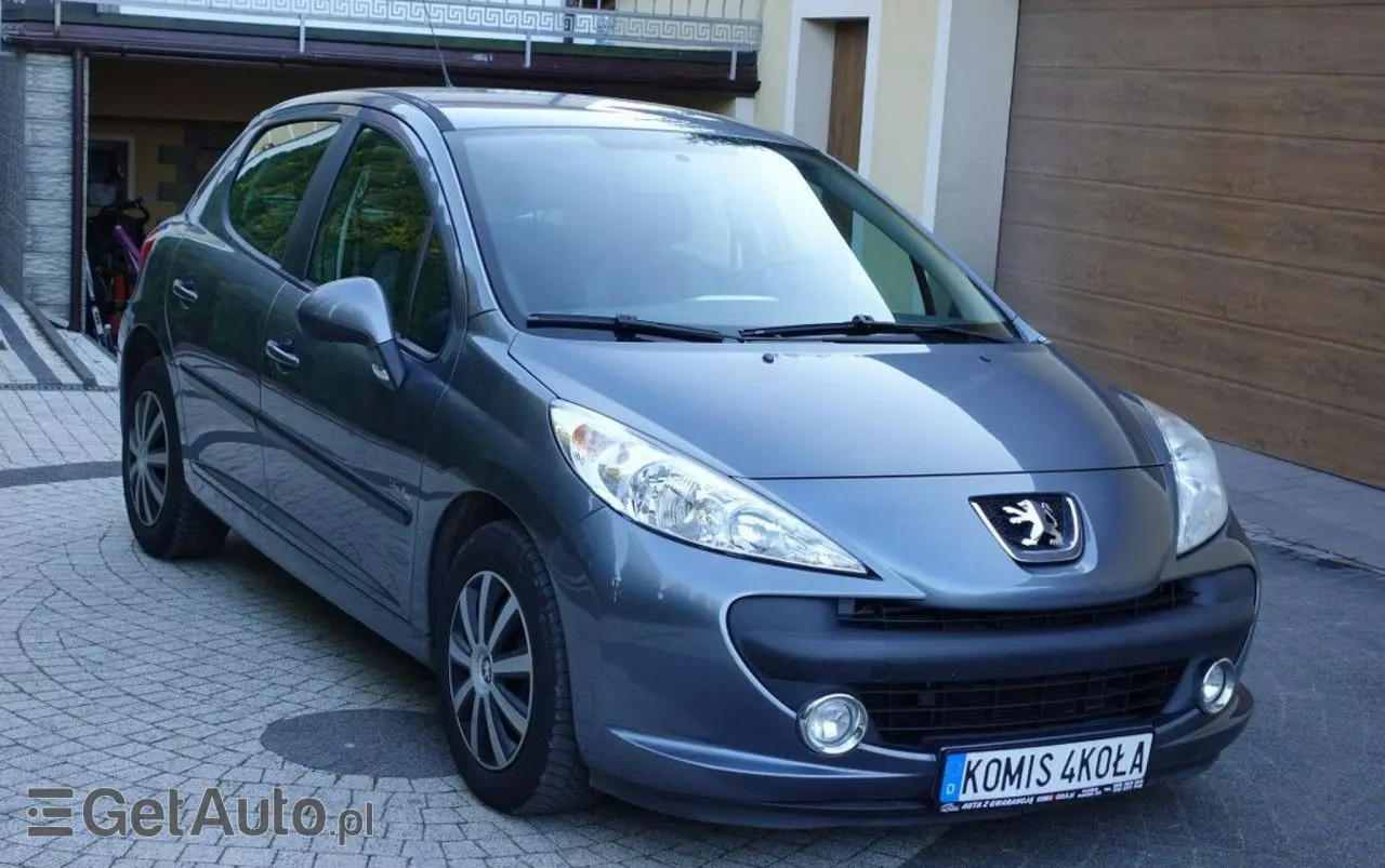 PEUGEOT 207 