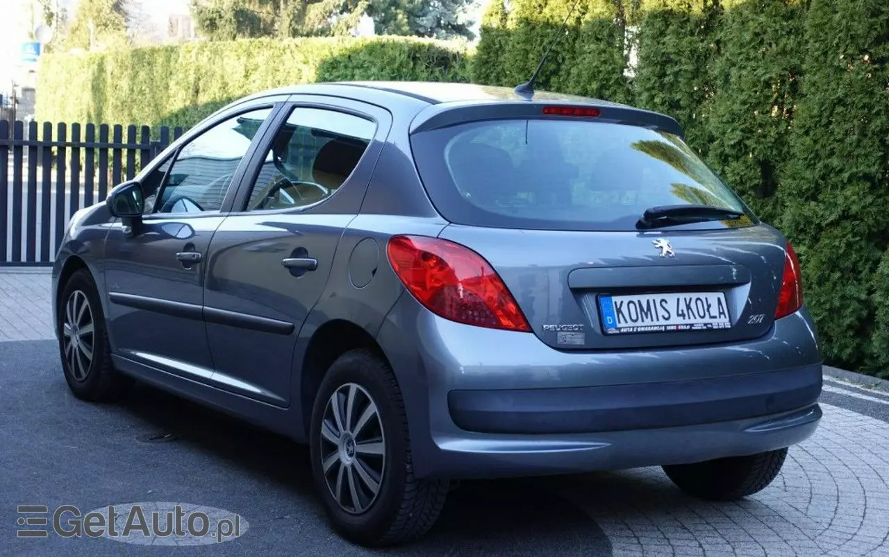 PEUGEOT 207 