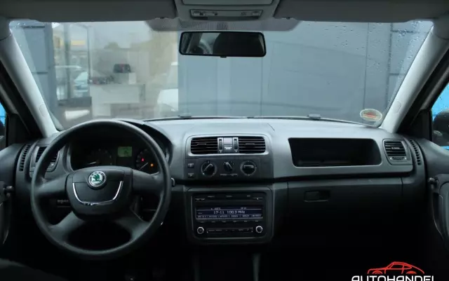 SKODA Fabia 