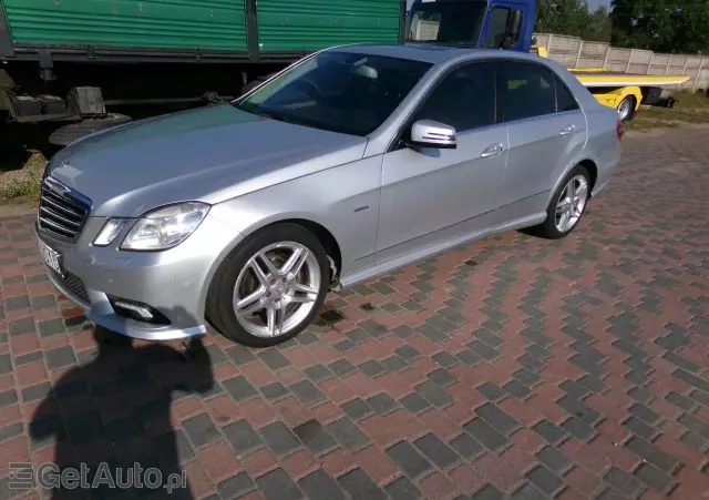 MERCEDES-BENZ Klasa E 