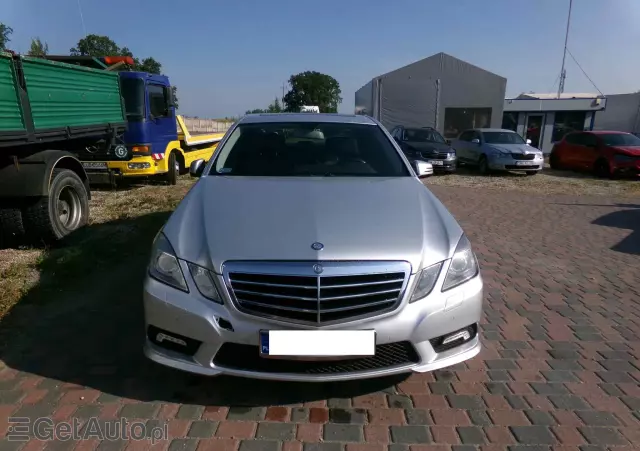 MERCEDES-BENZ Klasa E 