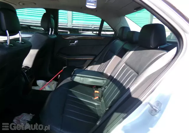 MERCEDES-BENZ Klasa E 