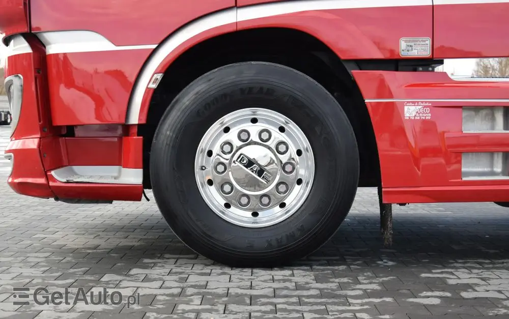 DAF XF530 / SUPER SPACE CAB / HYDRAULIKA / RETARDER / KLIMATYZACJA POSTOJOWA / ACC / NAWIGACJA / KLIMA / LEDY / FULL SPILERY / FULL OPCJA / WERSJA PREMIUM / SERWISOWANY / SPROWADZONY 