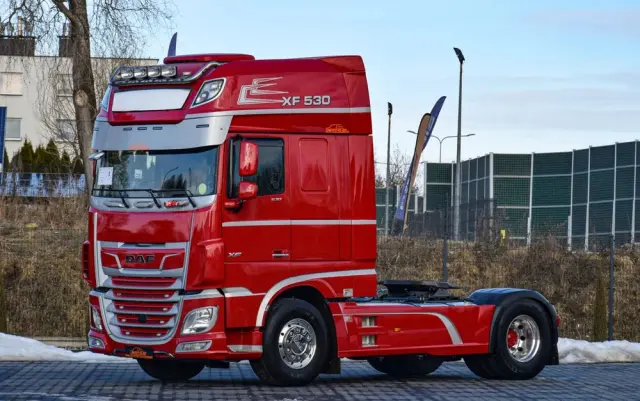 DAF XF530 / SUPER SPACE CAB / HYDRAULIKA / RETARDER / KLIMATYZACJA POSTOJOWA / ACC / NAWIGACJA / KLIMA / LEDY / FULL SPILERY / FULL OPCJA / WERSJA PREMIUM / SERWISOWANY / SPROWADZONY 