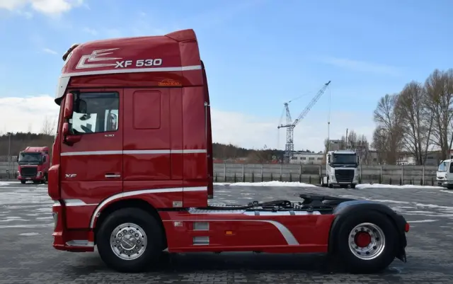 DAF XF530 / SUPER SPACE CAB / HYDRAULIKA / RETARDER / KLIMATYZACJA POSTOJOWA / ACC / NAWIGACJA / KLIMA / LEDY / FULL SPILERY / FULL OPCJA / WERSJA PREMIUM / SERWISOWANY / SPROWADZONY 
