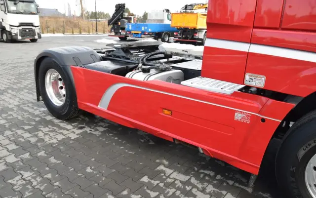 DAF XF530 / SUPER SPACE CAB / HYDRAULIKA / RETARDER / KLIMATYZACJA POSTOJOWA / ACC / NAWIGACJA / KLIMA / LEDY / FULL SPILERY / FULL OPCJA / WERSJA PREMIUM / SERWISOWANY / SPROWADZONY 