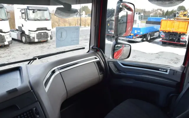 DAF XF530 / SUPER SPACE CAB / HYDRAULIKA / RETARDER / KLIMATYZACJA POSTOJOWA / ACC / NAWIGACJA / KLIMA / LEDY / FULL SPILERY / FULL OPCJA / WERSJA PREMIUM / SERWISOWANY / SPROWADZONY 