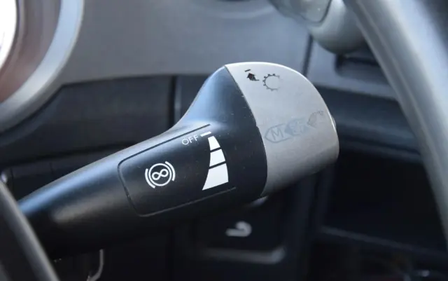 DAF XF530 / SUPER SPACE CAB / HYDRAULIKA / RETARDER / KLIMATYZACJA POSTOJOWA / ACC / NAWIGACJA / KLIMA / LEDY / FULL SPILERY / FULL OPCJA / WERSJA PREMIUM / SERWISOWANY / SPROWADZONY 