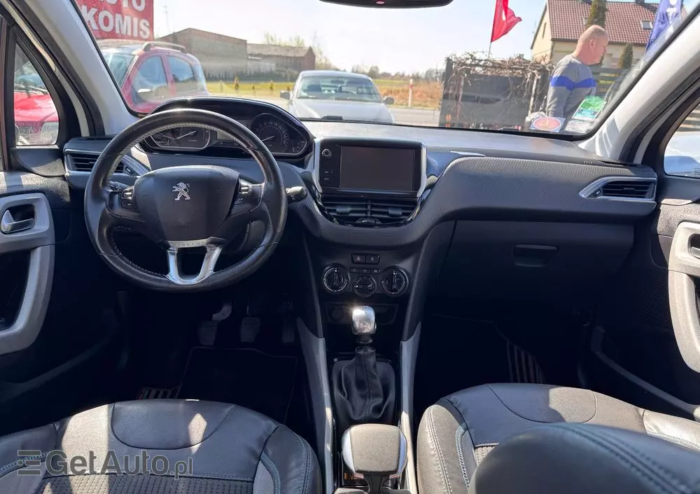 PEUGEOT 2008 1.2 Pure Tech Allure S&S