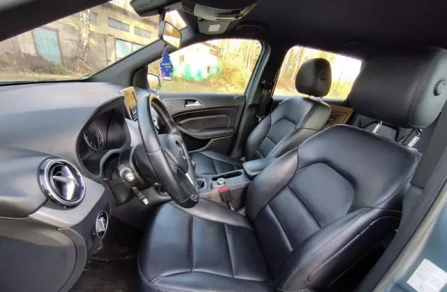 MERCEDES-BENZ Klasa B 