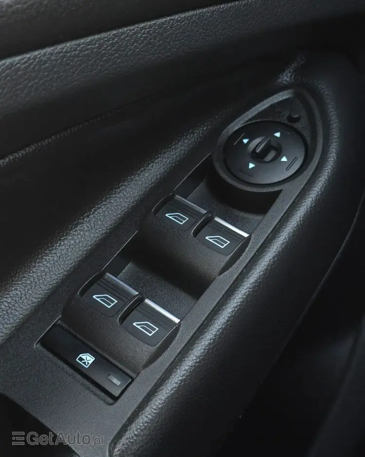 FORD Kuga 2.0 TDCi 2x4 ST-Line