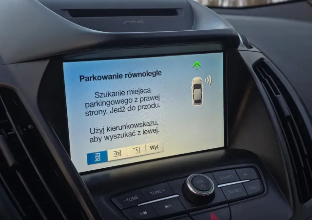 FORD Kuga 2.0 TDCi 2x4 ST-Line