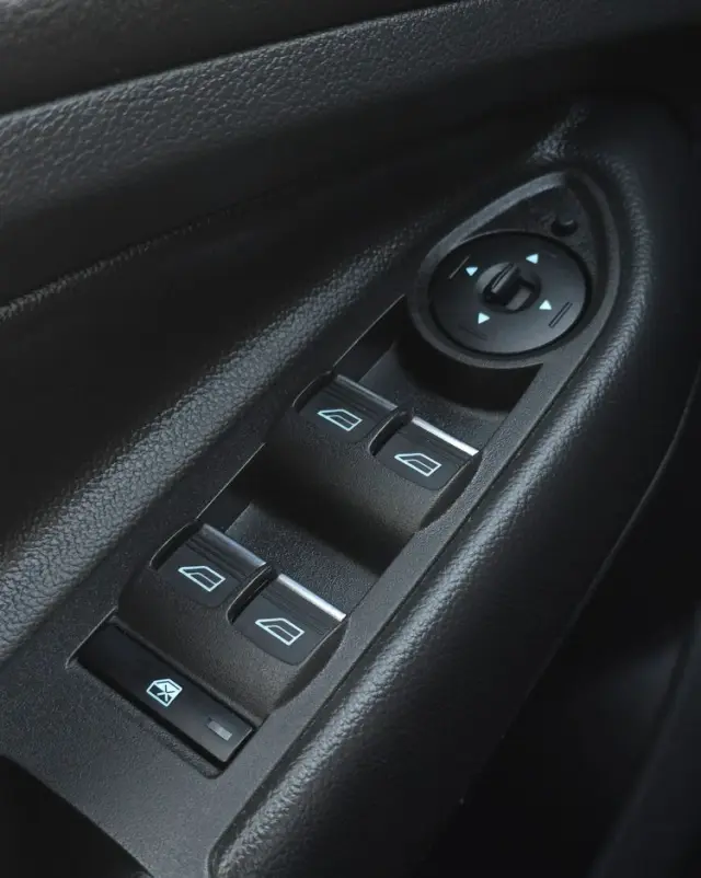 FORD Kuga 2.0 TDCi 2x4 ST-Line