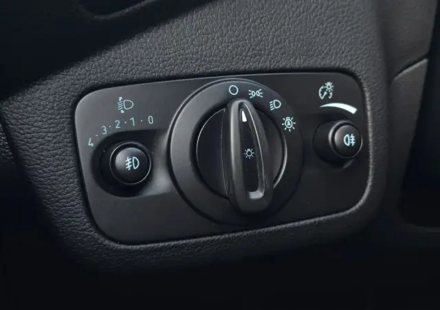 FORD Kuga 2.0 TDCi 2x4 ST-Line