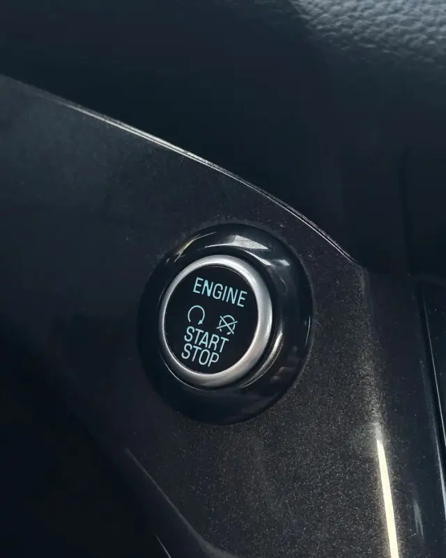 FORD Kuga 2.0 TDCi 2x4 ST-Line