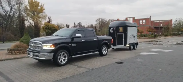 DODGE RAM 1500 5.7 4x4