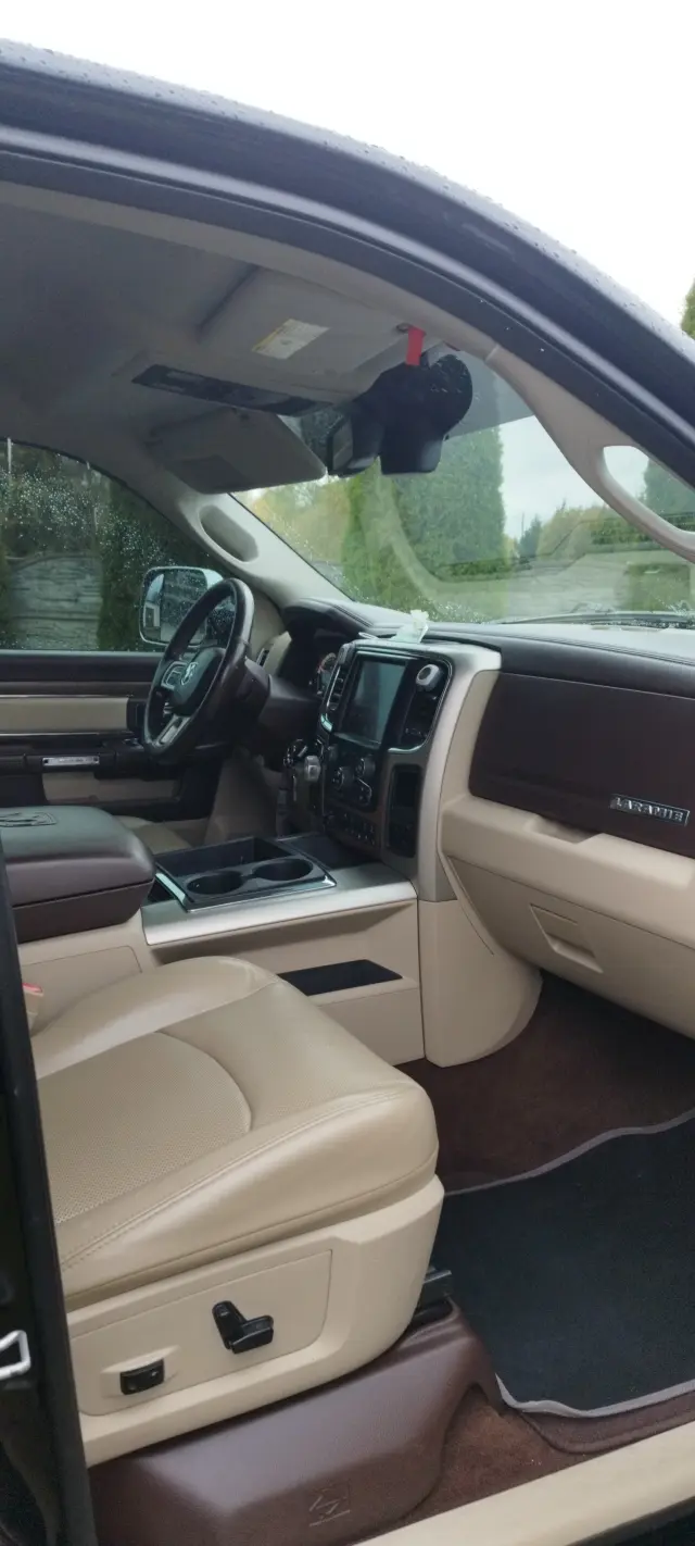 DODGE RAM 1500 5.7 4x4