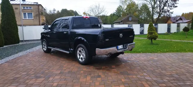 DODGE RAM 1500 5.7 4x4