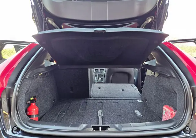 VOLVO V40 T4 Kinetic