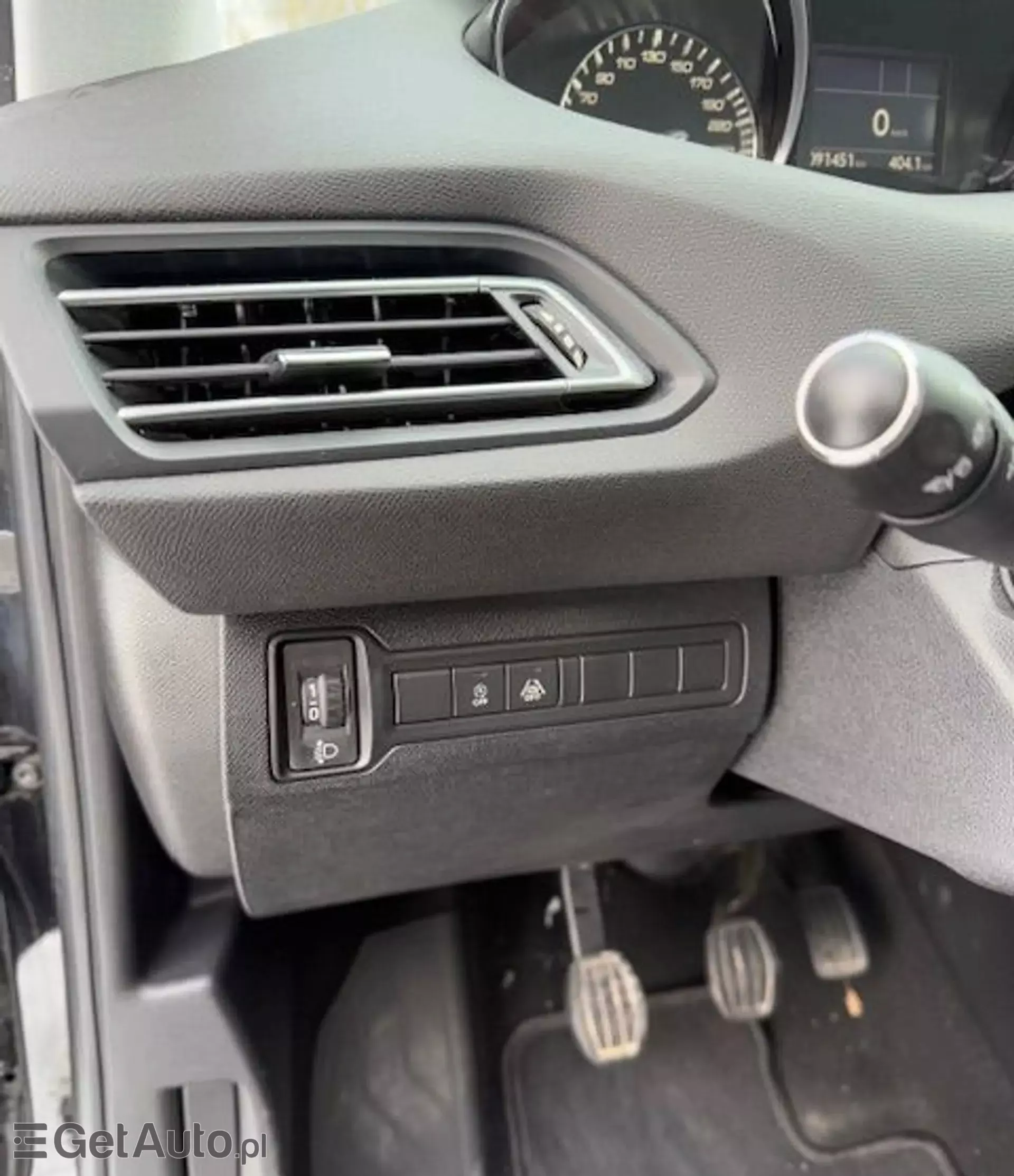 PEUGEOT 308 1.2 PureTech (110 KM)