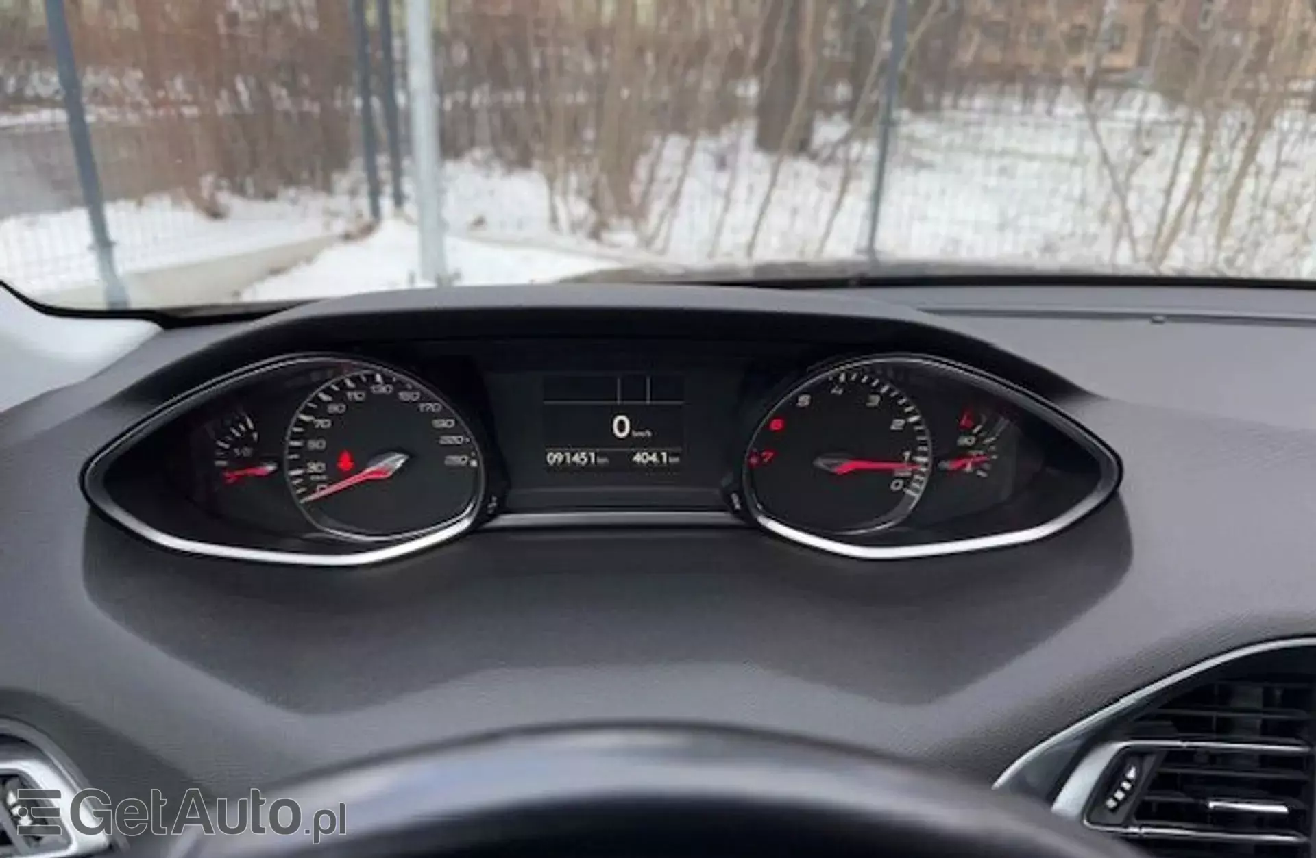 PEUGEOT 308 1.2 PureTech (110 KM)