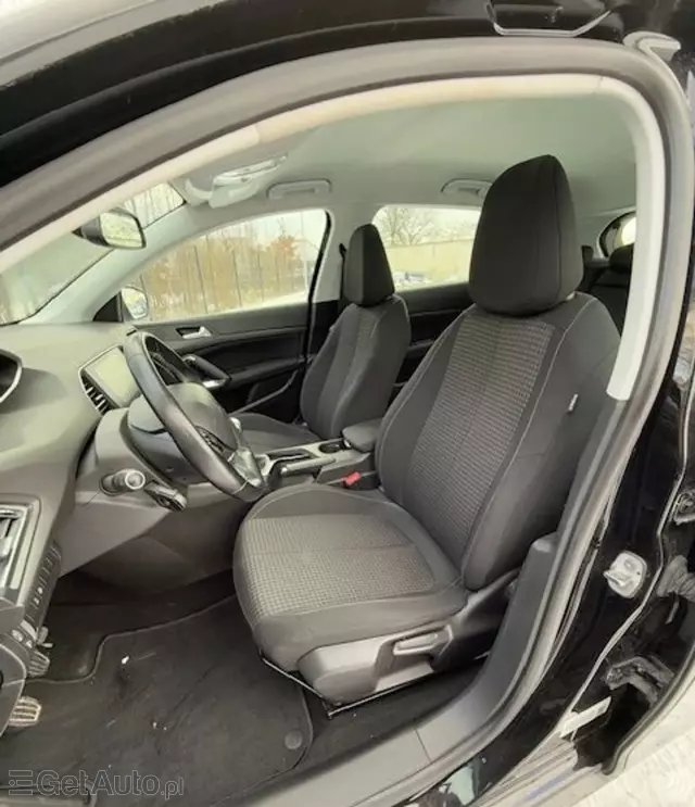 PEUGEOT 308 1.2 PureTech (110 KM)