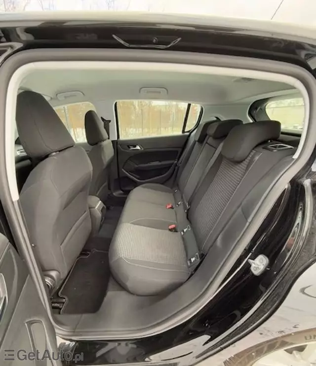 PEUGEOT 308 1.2 PureTech (110 KM)