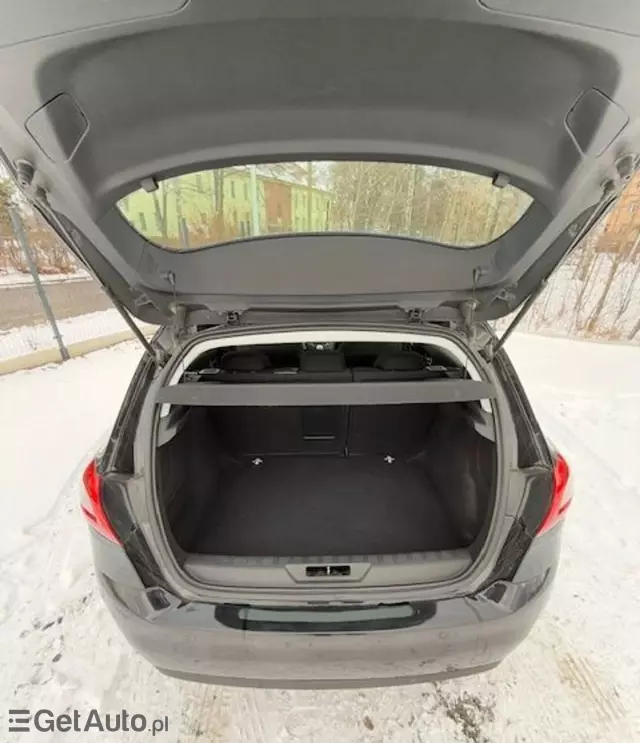 PEUGEOT 308 1.2 PureTech (110 KM)